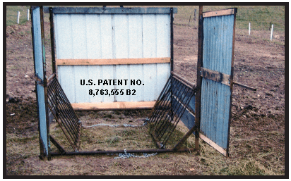 Wastless Hay Feeder for Horses